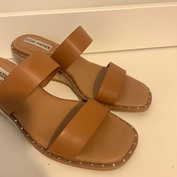Brown Wedge Sandal - Picture 1 of 4